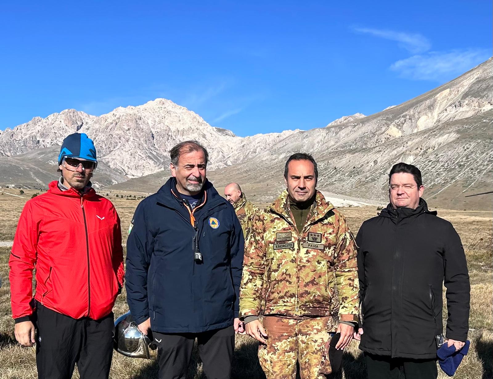 Riposizionato il nuovo Bivacco Desiati (ex Lubrano) sul Gran Sasso d’Italia