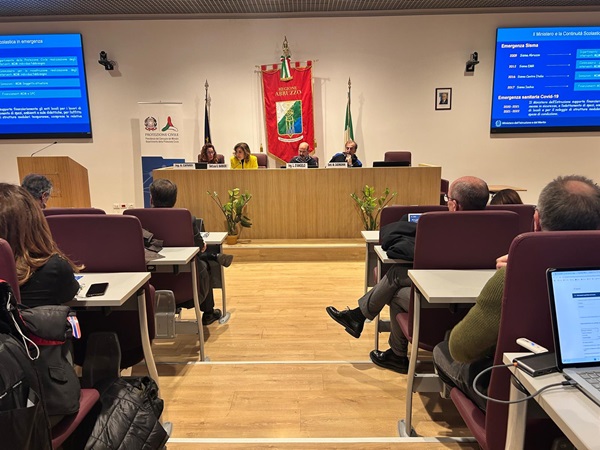 Continuità delle attività scolastiche in emergenza: convegno all’Aquila promosso dal ministero istruzione e dalla protezione civile